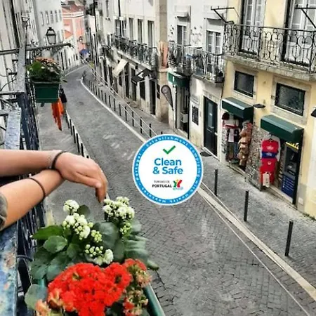 Crooked House Alfama شقة Lisboa