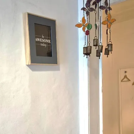 Апартаменты Crooked House Alfama
