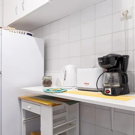 Crooked House Alfama דירה